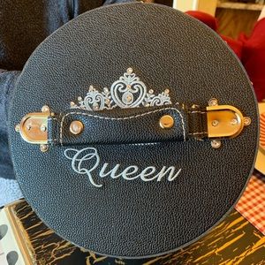 Crown case